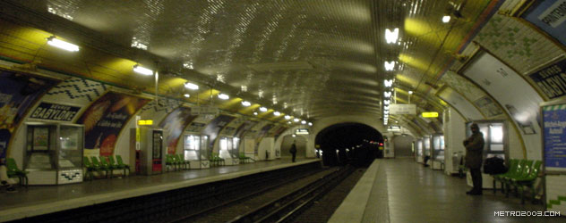 paris metro（パリのメトロ）Sèvres-Babylone></div>

<div id=