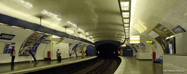 paris metro（パリのメトロ）Jussieu></div>

<div id=