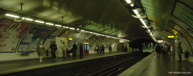 paris metro（パリのメトロ）Pigalle></div>

<div id=