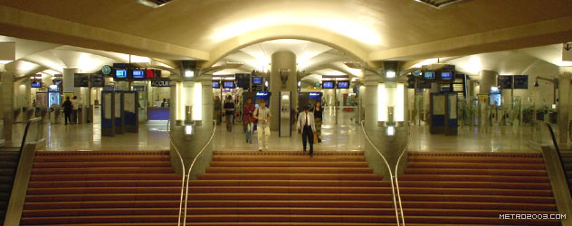 paris metro（パリのメトロ）Bibliothèque François Mitterrand></div>

<div id=