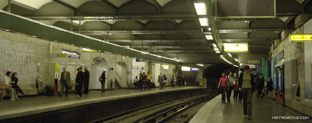 paris metro（パリのメトロ）Saint-Lazare></div>

<div id=
