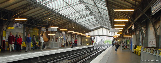 paris metro（パリのメトロ）La Motte-Picquet Grenelle></div>

<div id=