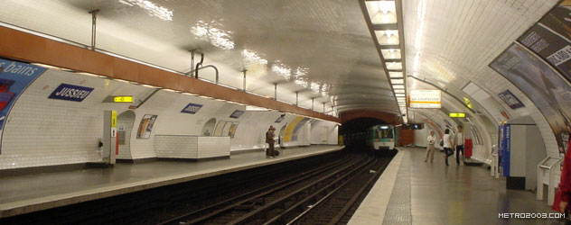 paris metro（パリのメトロ）Jussieu></div>

<div id=