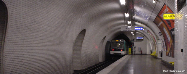 paris metro（パリのメトロ）Buttes Chaumont></div>

<div id=
