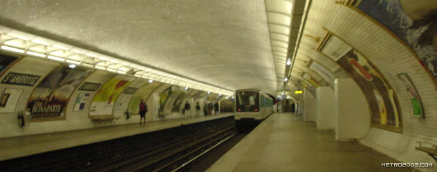 paris metro（パリのメトロ）Saint-Ambroise></div>

<div id=